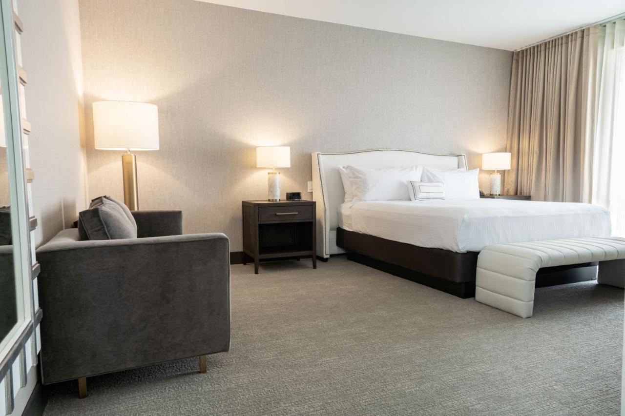 Springhill Suites By Marriott Chicago Chinatown Екстер'єр фото