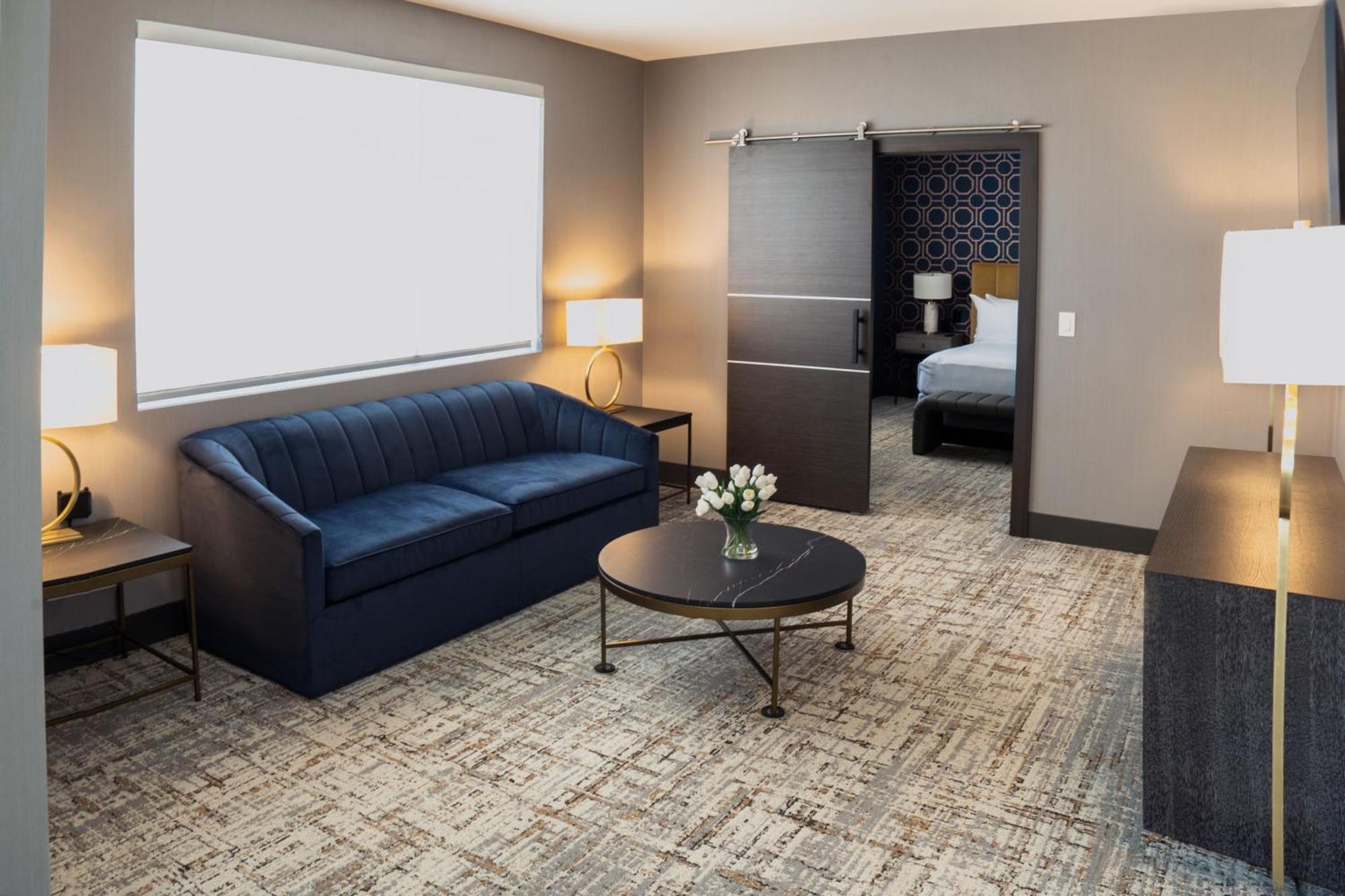 Springhill Suites By Marriott Chicago Chinatown Екстер'єр фото