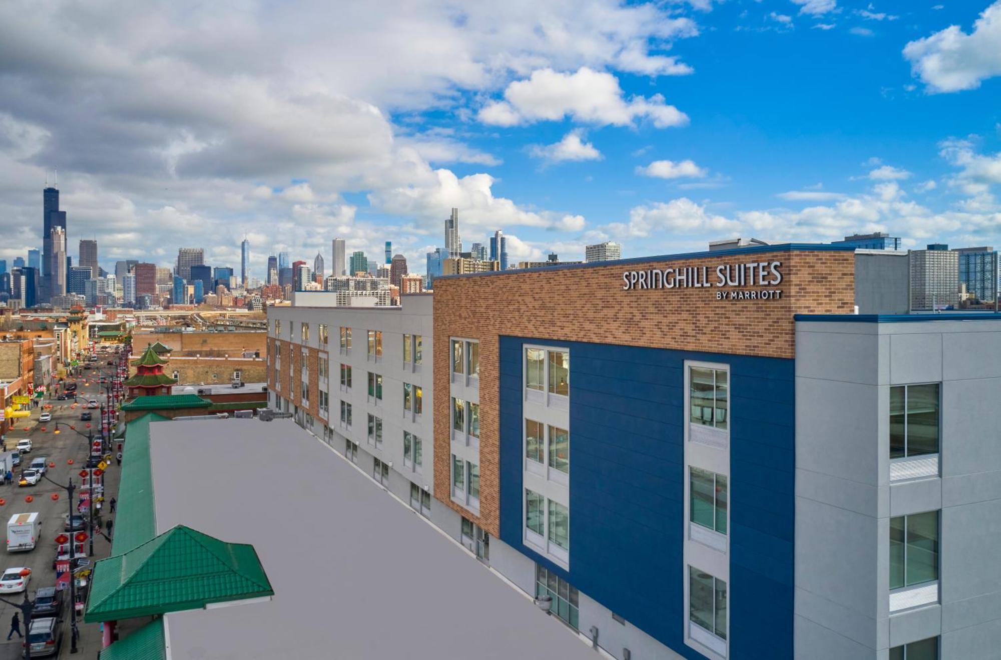 Springhill Suites By Marriott Chicago Chinatown Екстер'єр фото