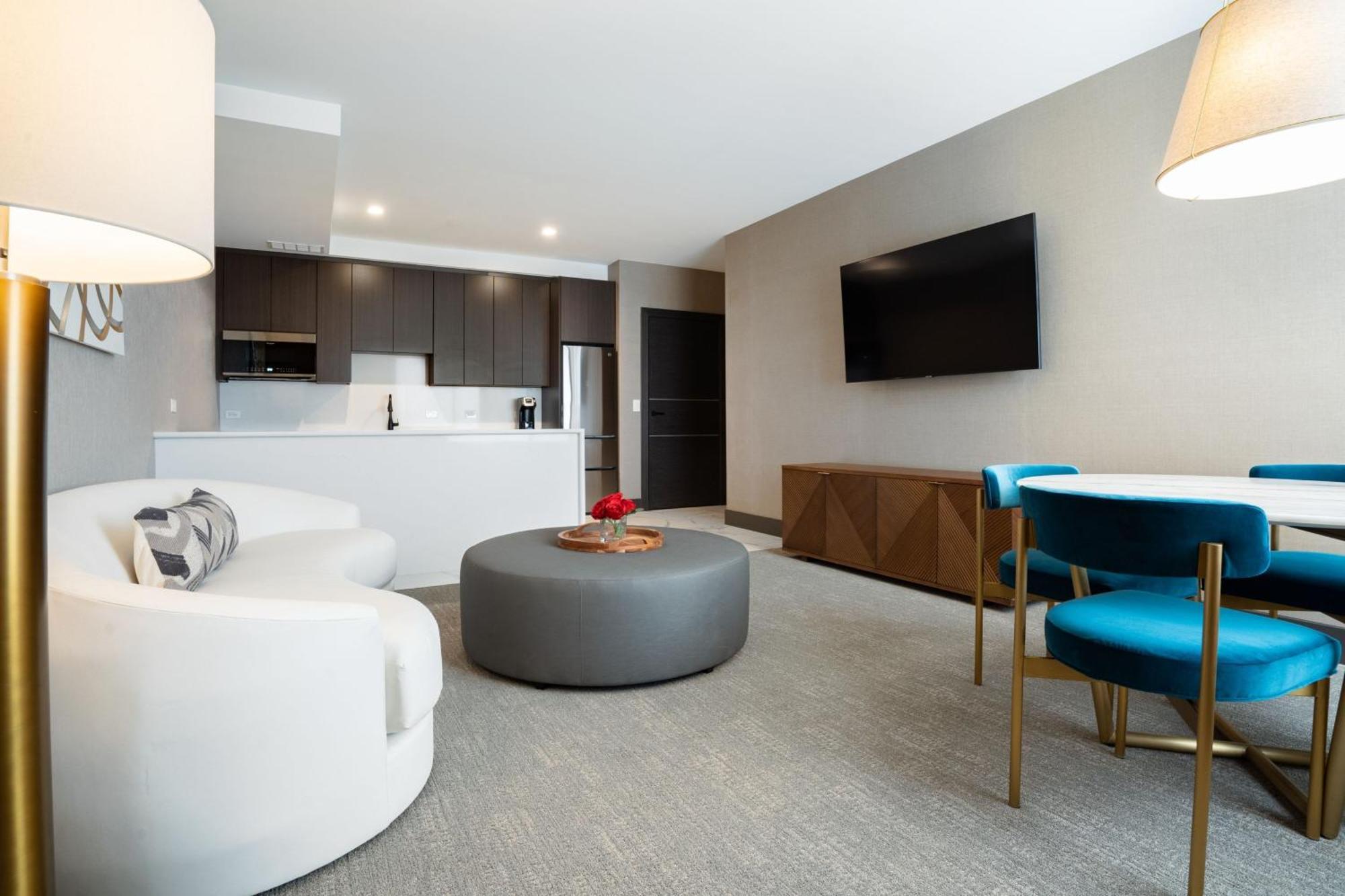Springhill Suites By Marriott Chicago Chinatown Екстер'єр фото