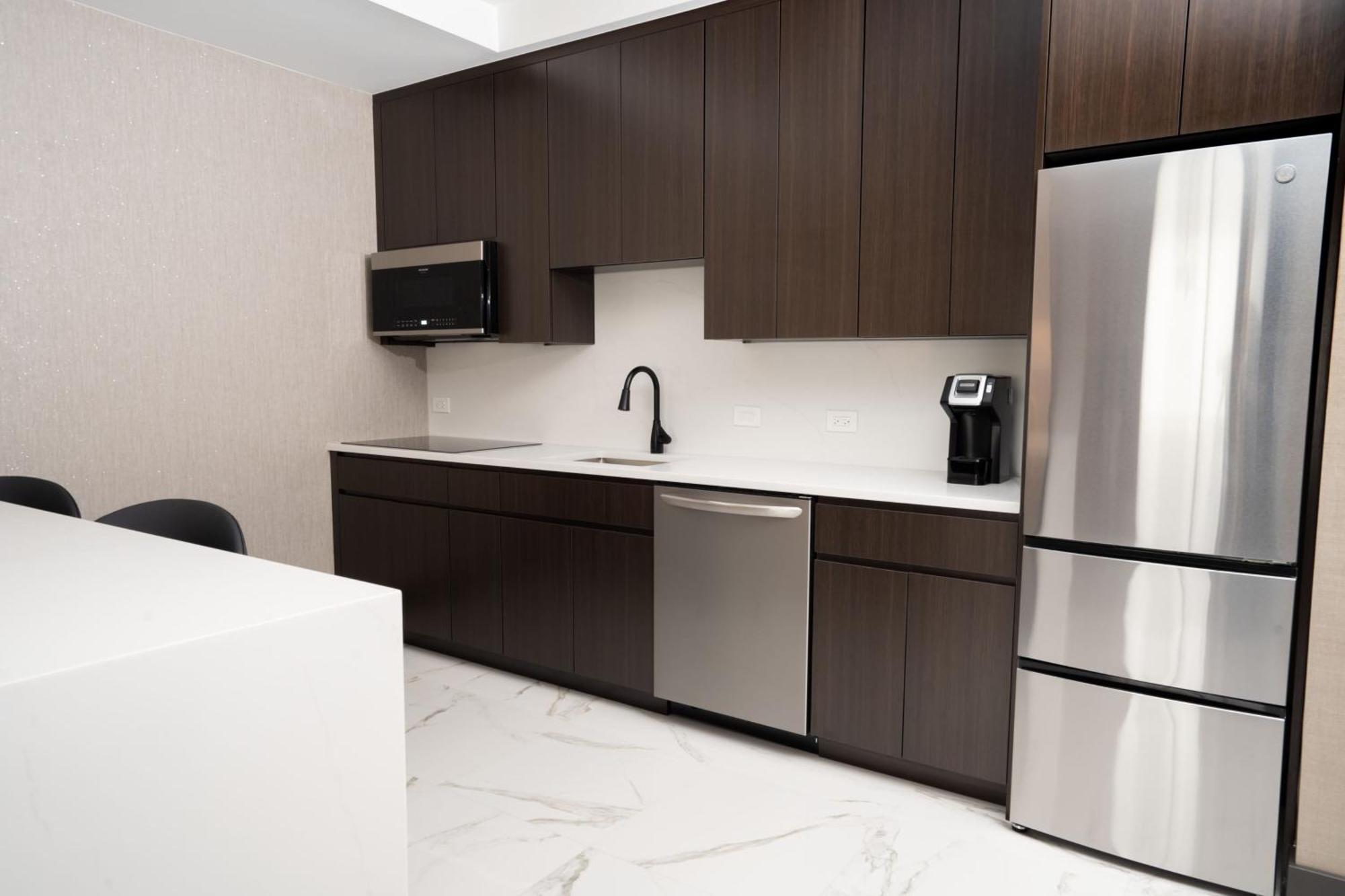 Springhill Suites By Marriott Chicago Chinatown Екстер'єр фото
