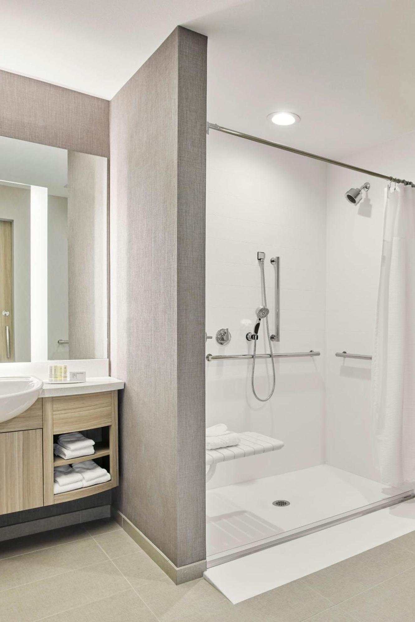 Springhill Suites By Marriott Chicago Chinatown Екстер'єр фото