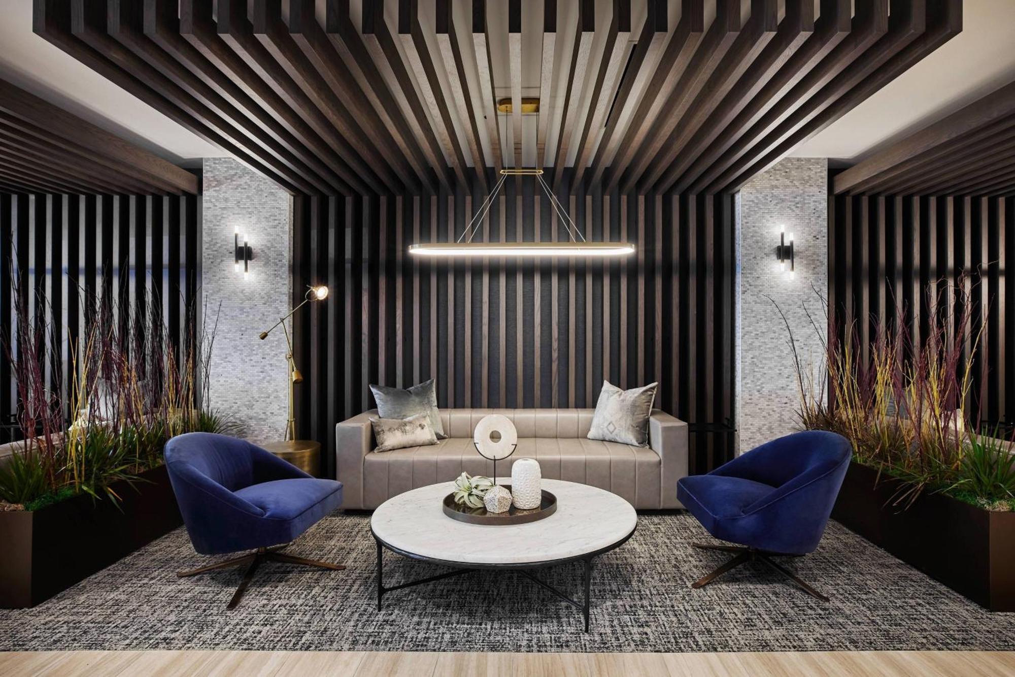 Springhill Suites By Marriott Chicago Chinatown Екстер'єр фото
